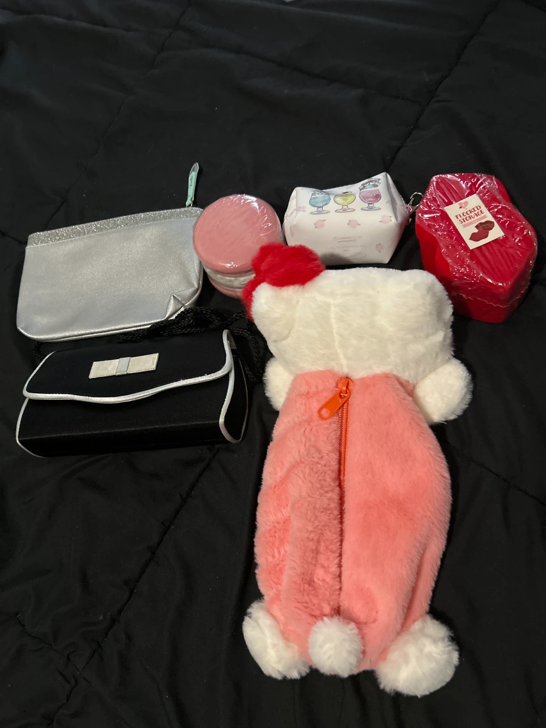 Mixed lot of items