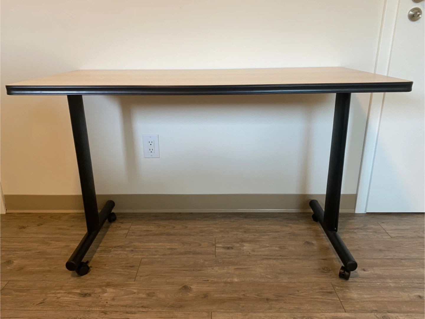 Computer Desk with Wheels - photo 3
