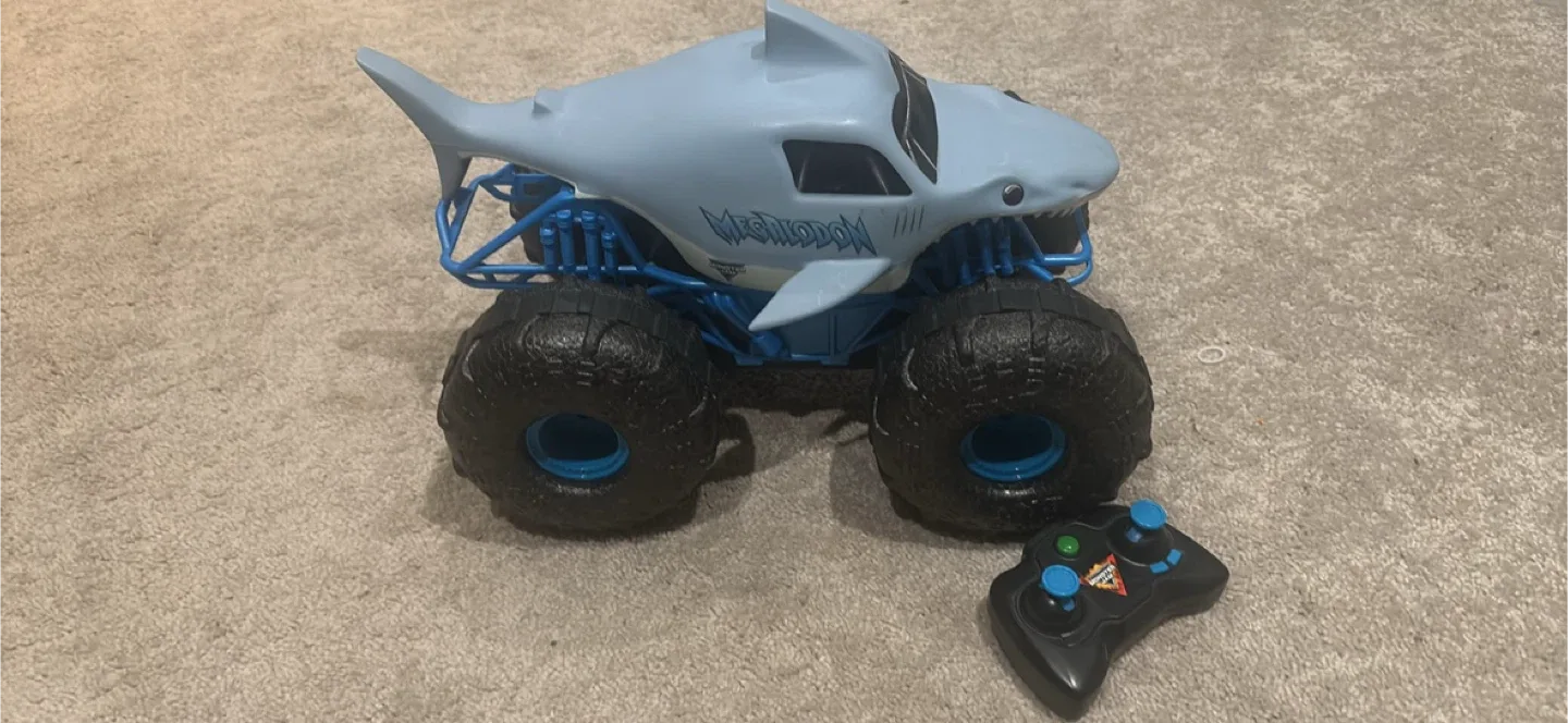 Monster Jam Megalodon RC Truck