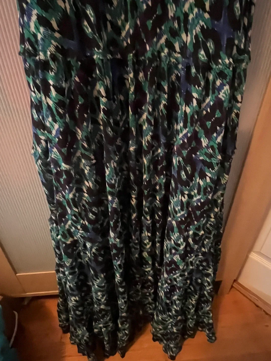 Jones New York Maxi Dress - Size 6 image indicator(6)