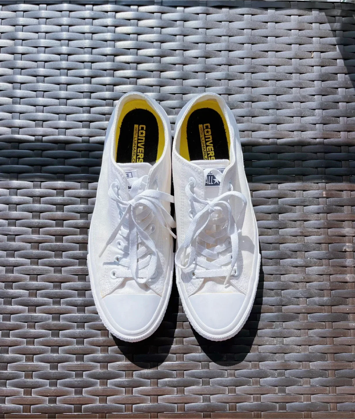 New Converse All Star II White-Men’s Size 9.5 Women’s 11.5 thumbnail