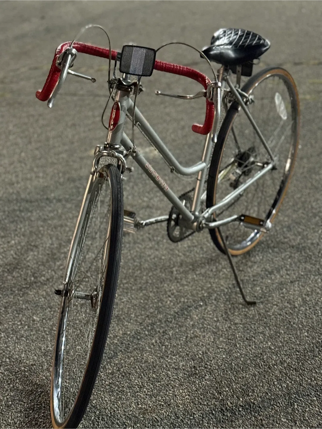 Vintage, 1980, Schwinn Road Bike - Silver and Red. thumbnail