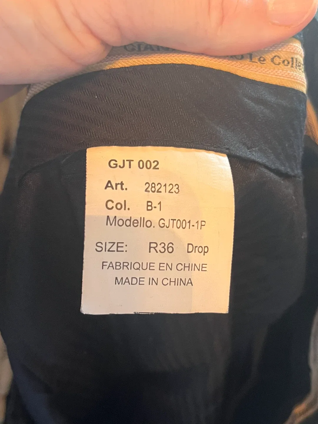 Gianni Uomo Le Collezioni Suit - Super 120's image indicator(6)