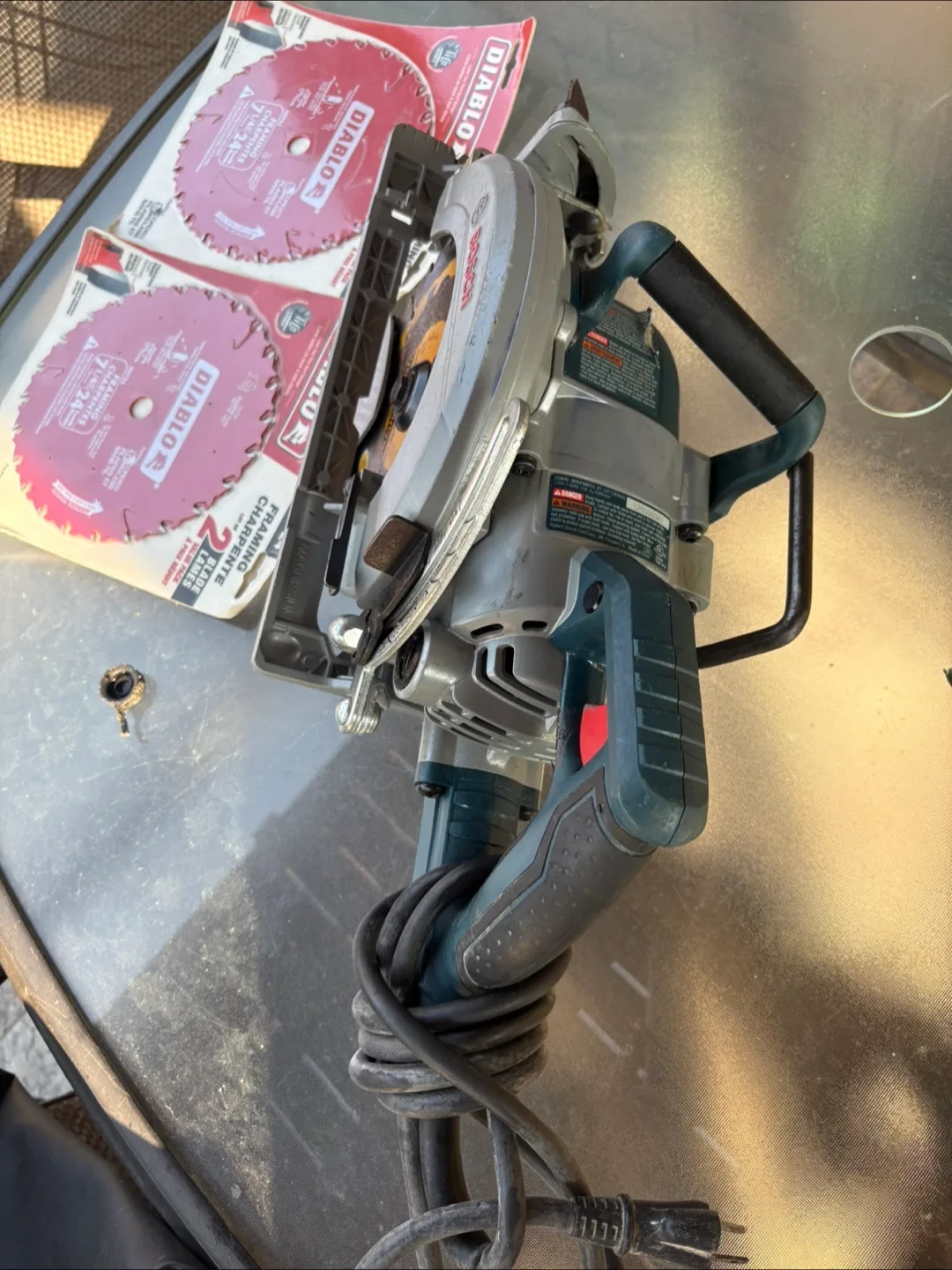 Bosch Circular Saw with Diablo Blades thumbnail