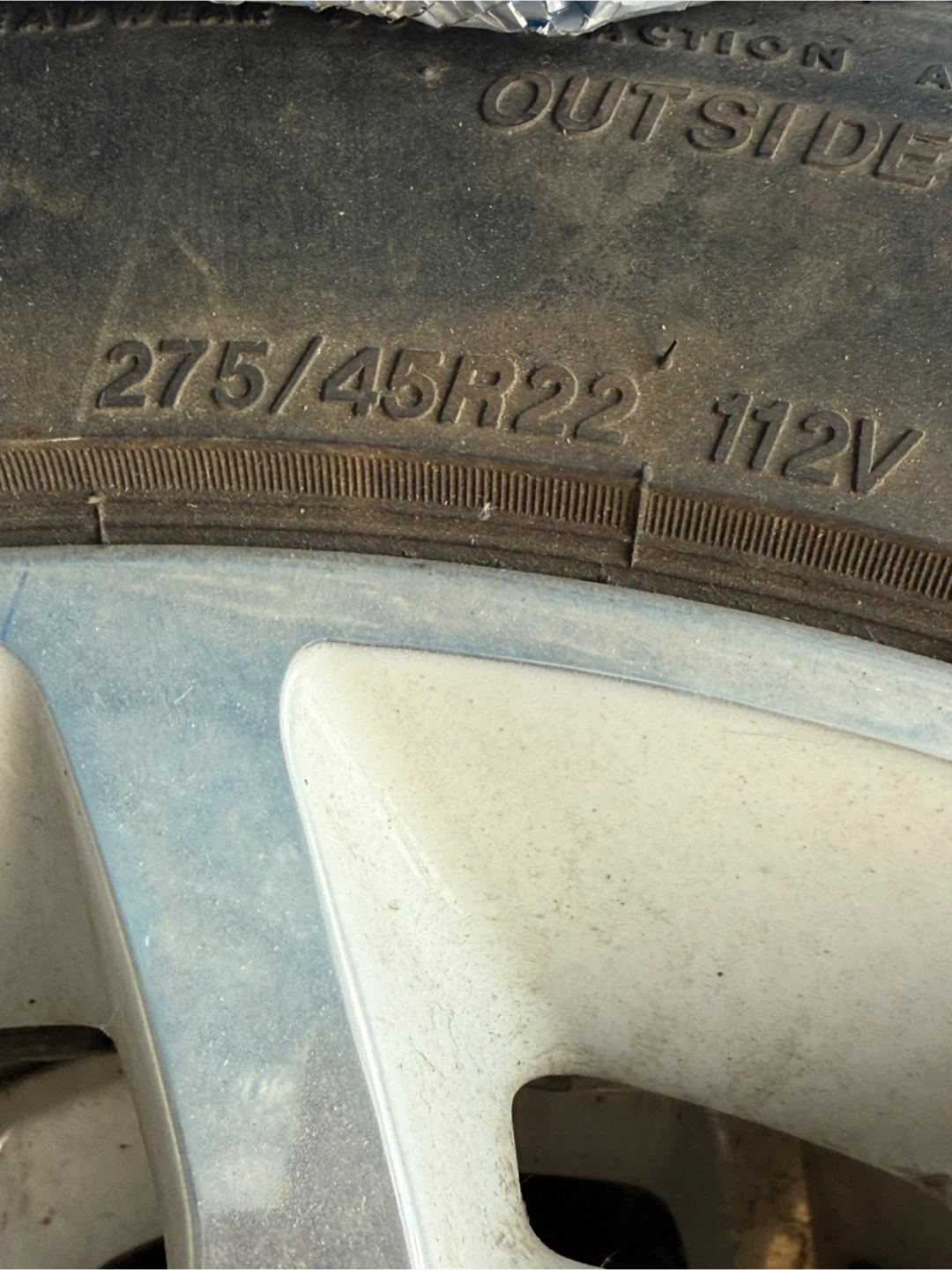275/45R22 Tire & Rim - photo 3