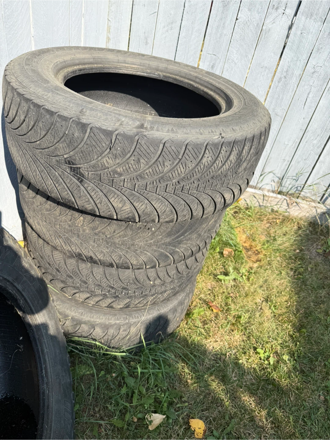 Set of Tires - 265/60R18 - photo 5