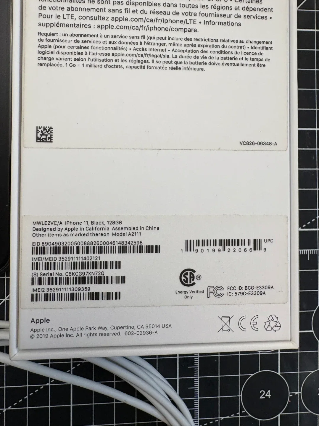 Apple iPhone 11 Black 128GB w/ Box image indicator(3)