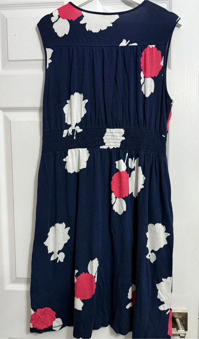 Denver Hayes XL Floral Dress image indicator(2)