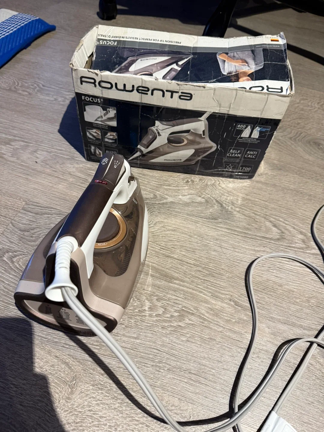 [Saturday Move out Sale] Rowenta Focus Iron - 1700W image indicator(2)