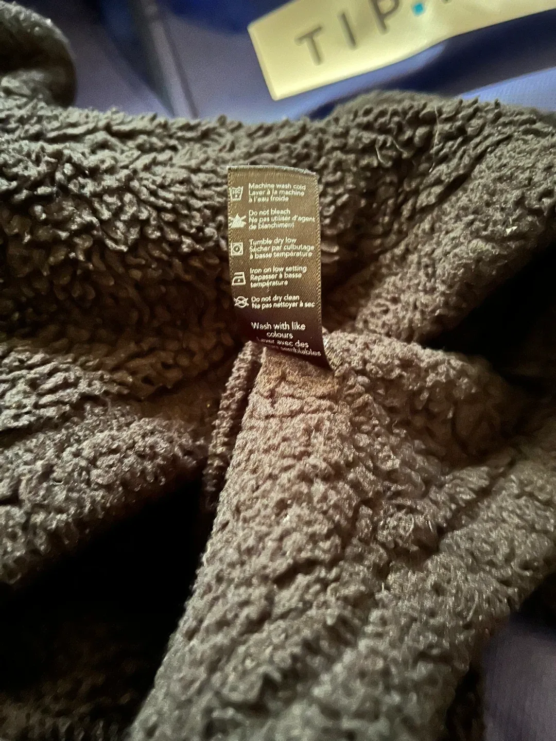 George Black Fleece Pullover - Size M image indicator(5)