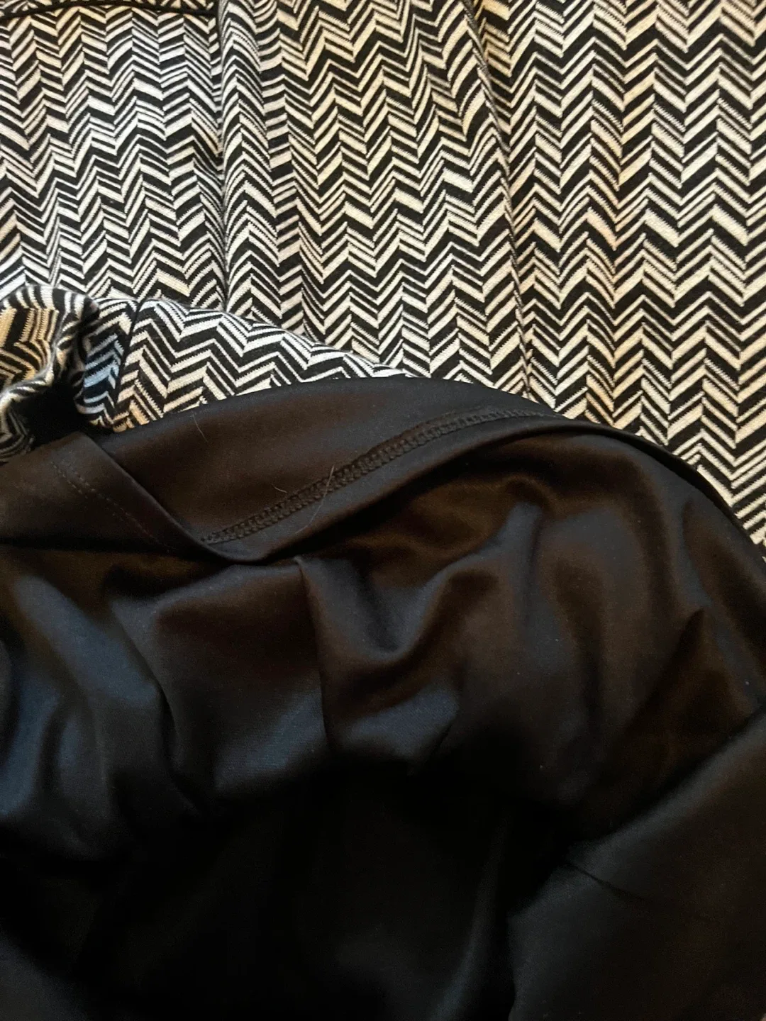 White House Black Market Dress - Size 4 image indicator(5)