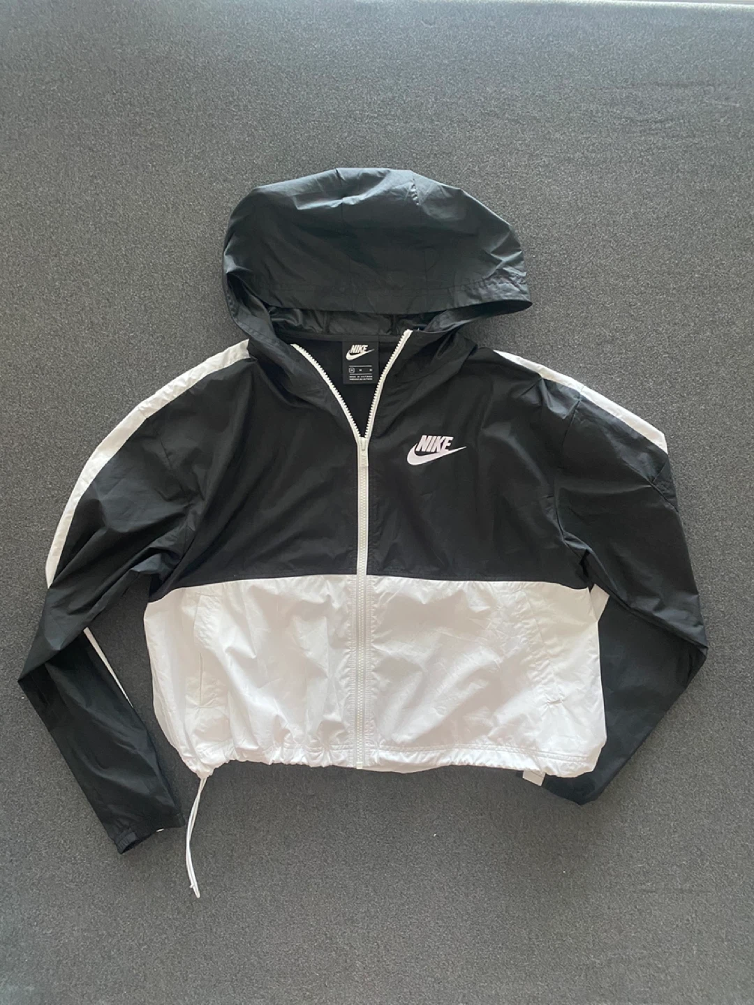 Nike Windbreaker Zip-Up Jacket Size - Medium