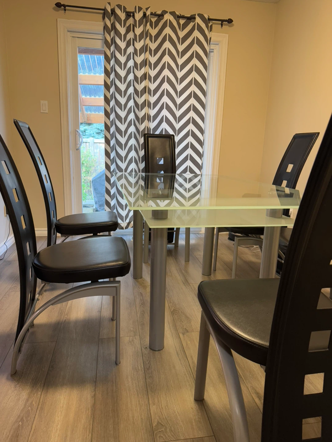 Dinning table set   plus console table - photo 3