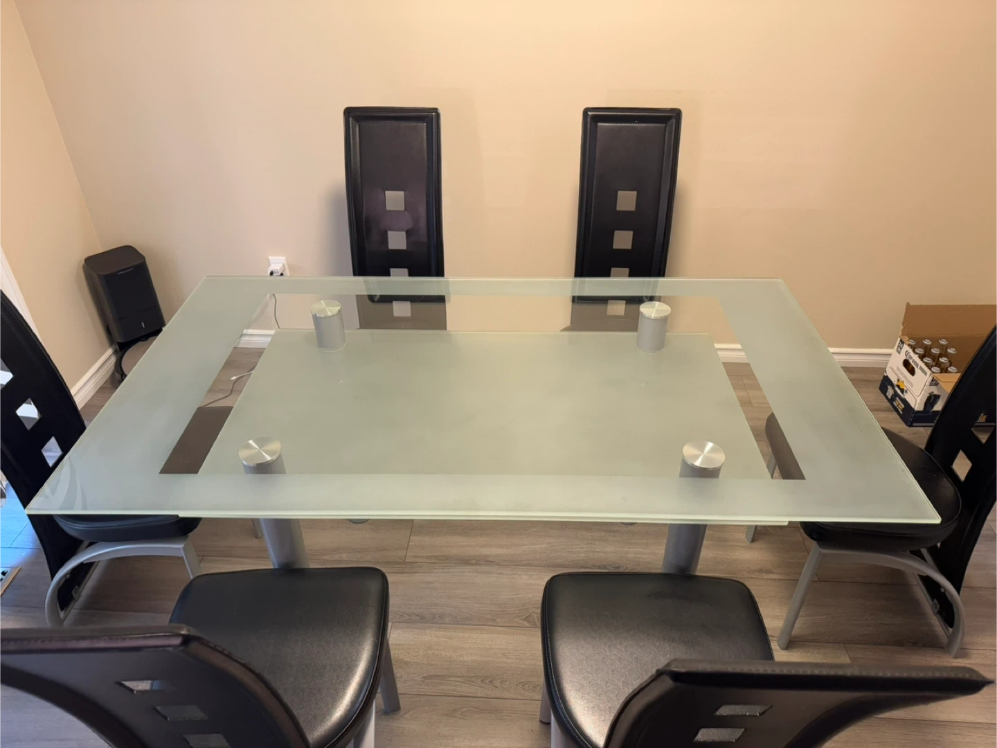Dinning table set   plus coffee table and console table