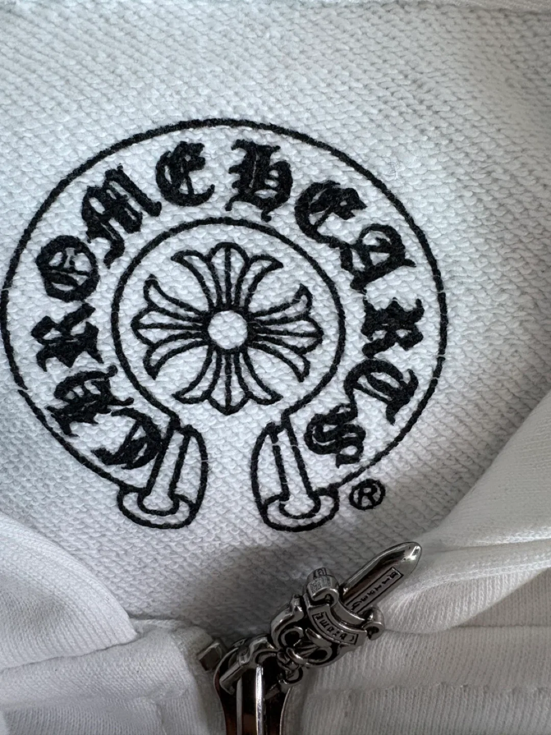 Crome hearts hoodie size small image indicator(2)