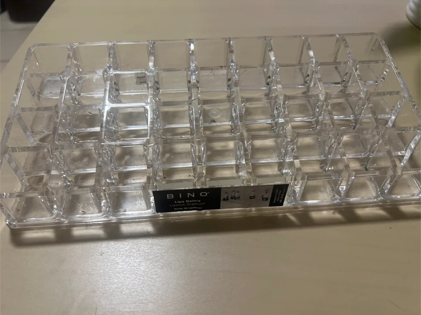 BINO Lips Galore Lipstick Organizer image indicator(2)