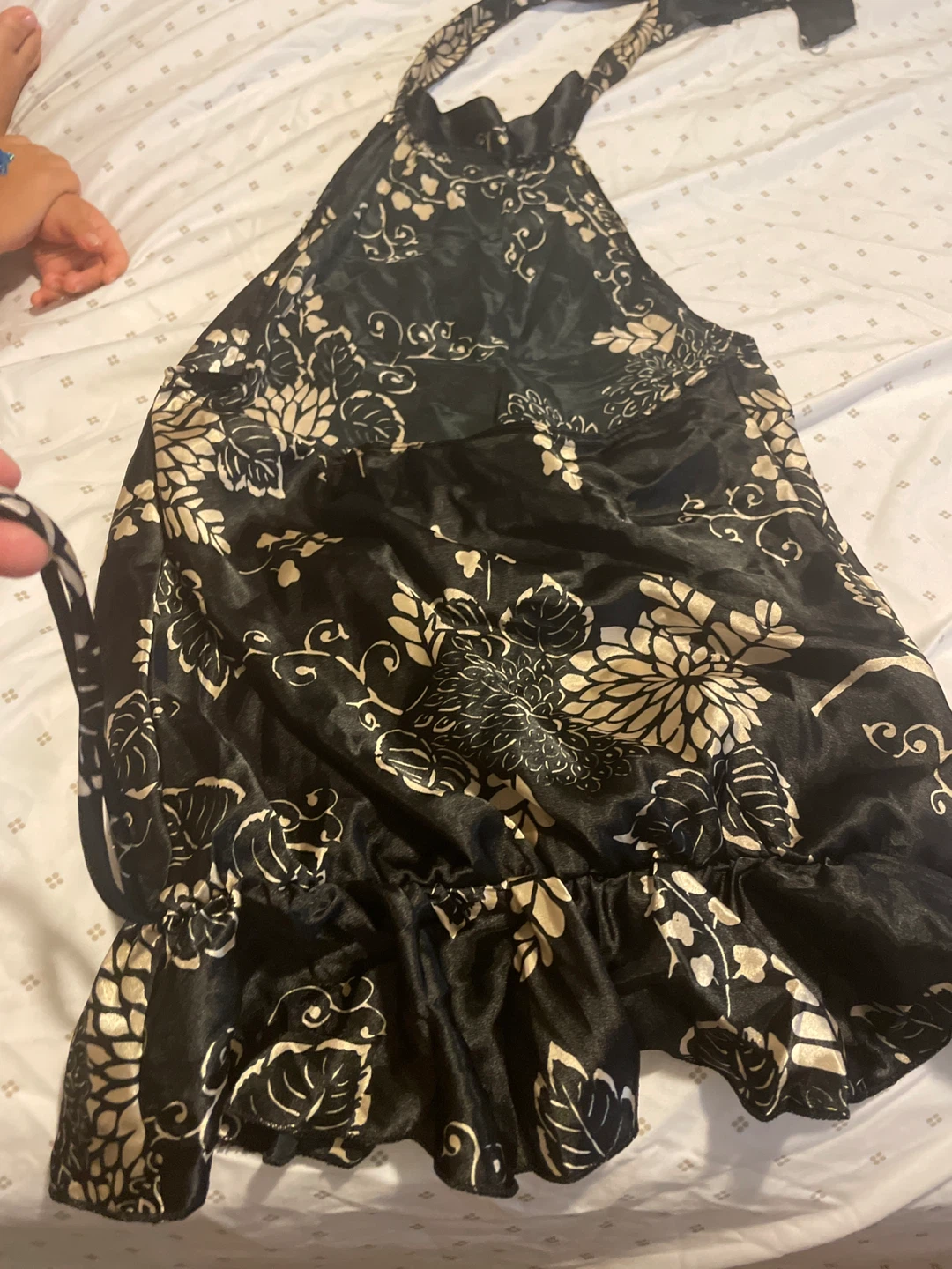 VOICE Black Floral Halter Top - Size Medium - photo 2