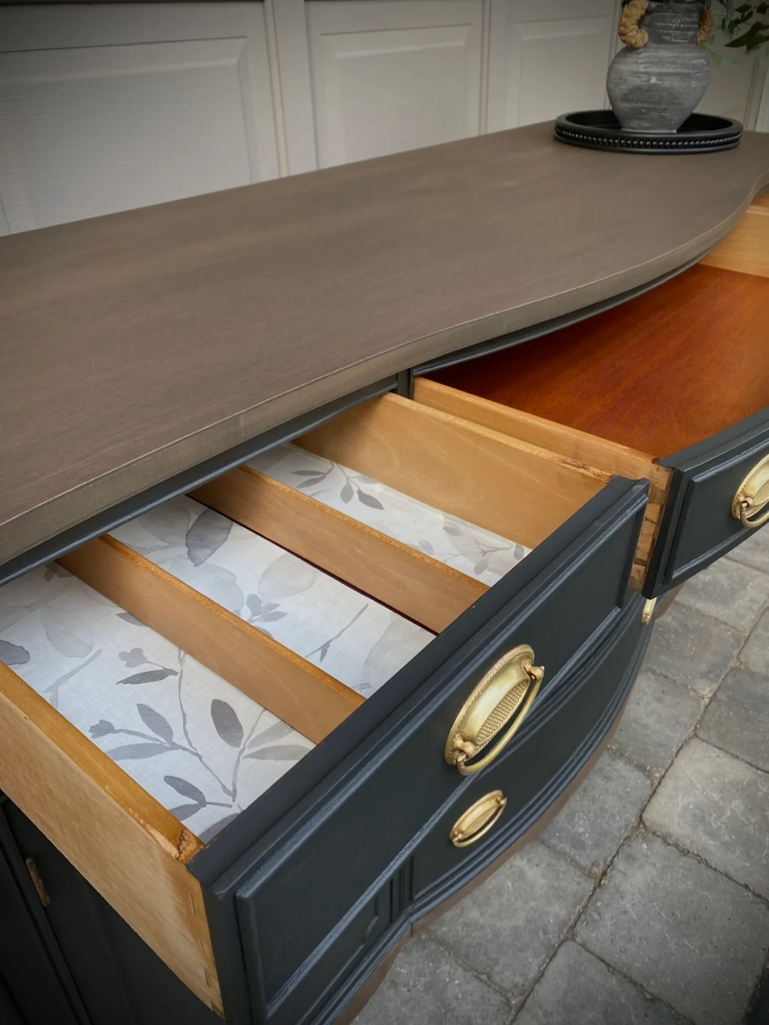 ✨ Solid Mahogany Vintage Sideboard – Professionally Refinished ✨ image indicator(3)