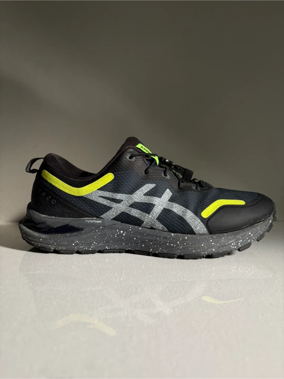 Asics Gel-Cumulus 23 awl shoes us9 acg tnf mec nike salomon thumbnail