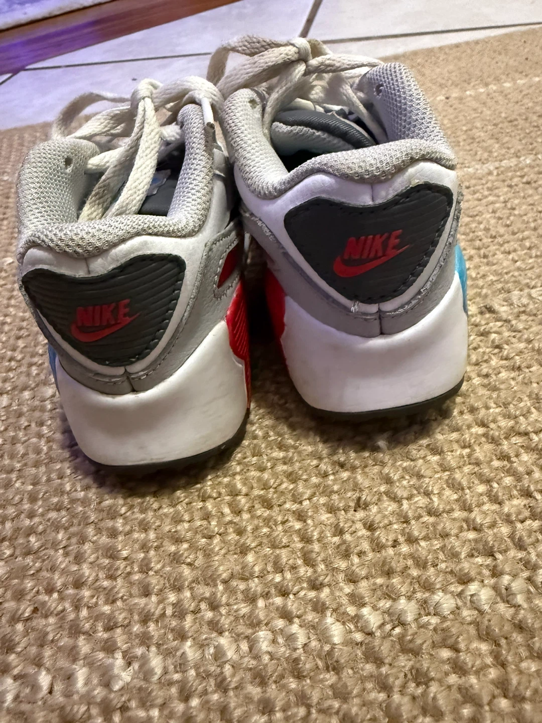 Nike Air Max Shoes For Kids - Size 10 - photo 3