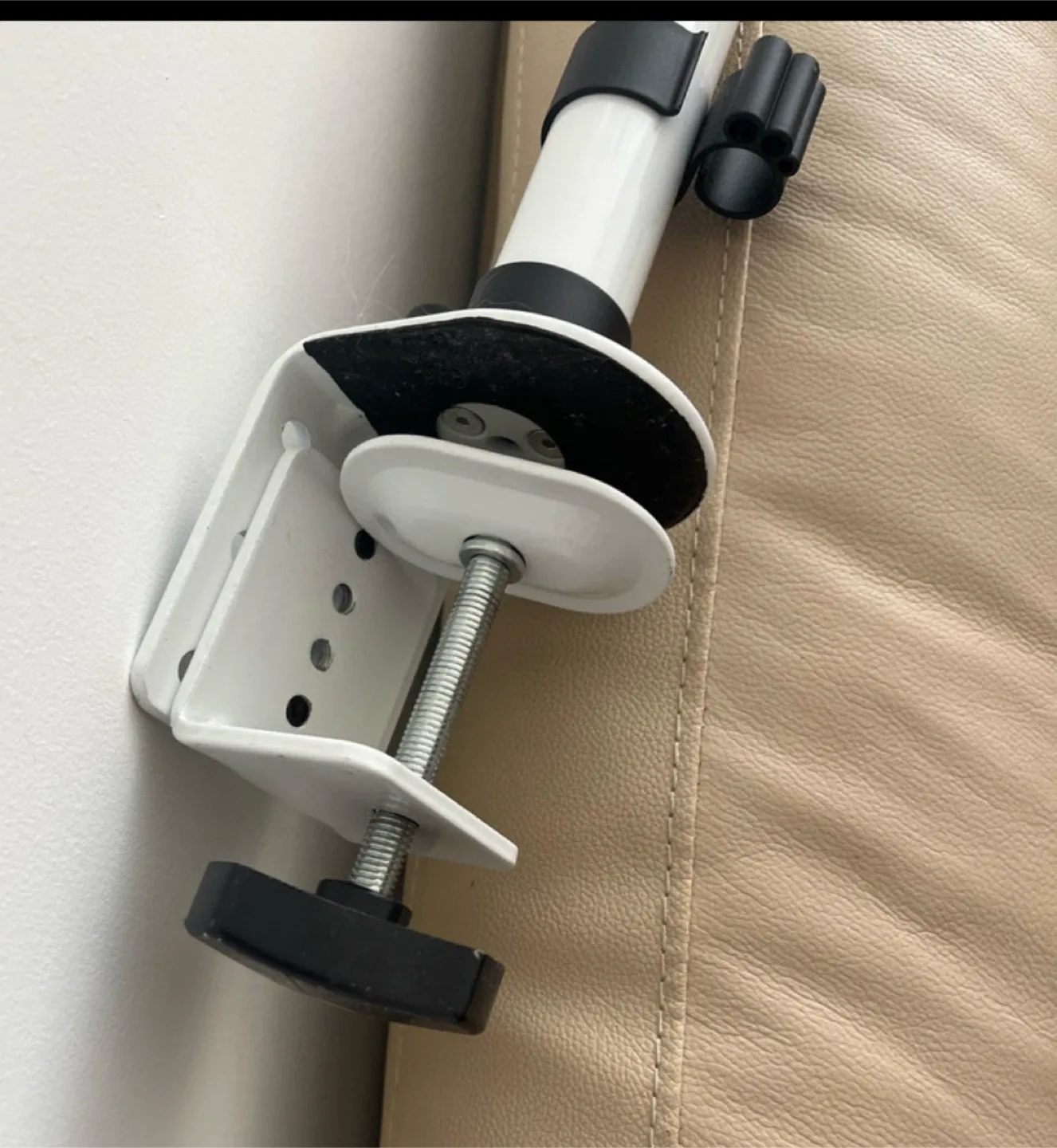 VIVO White Monitor Desk Mount image indicator(2)