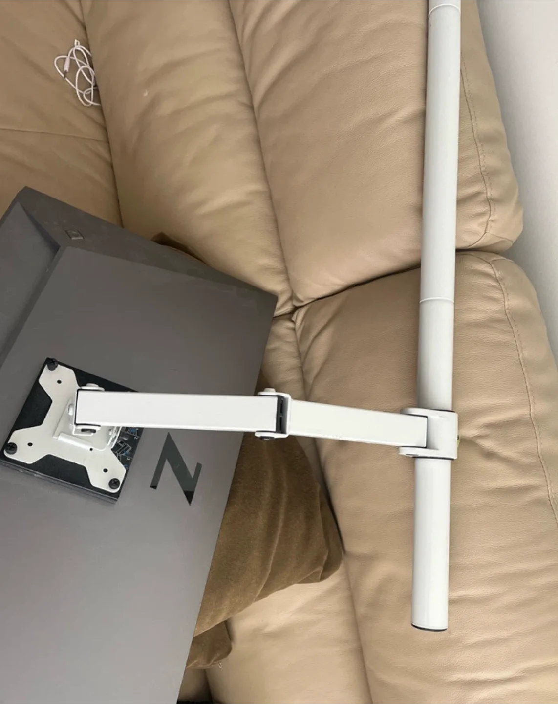 VIVO White Monitor Desk Mount image indicator(5)