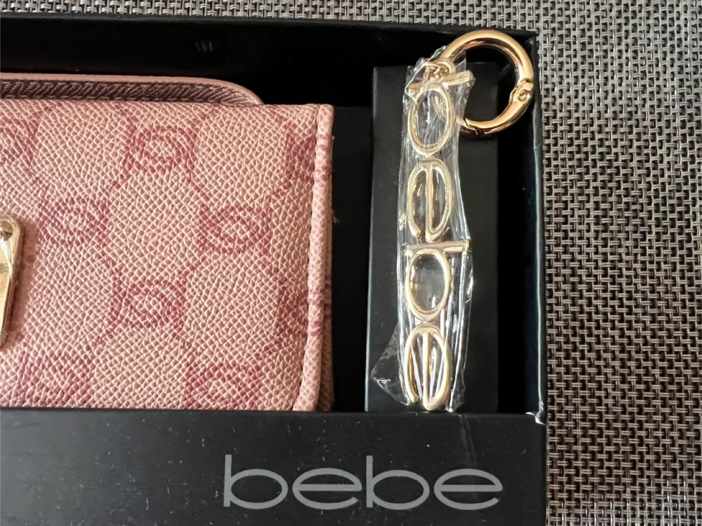 Bebe Wallet & Keychain Set image indicator(6)