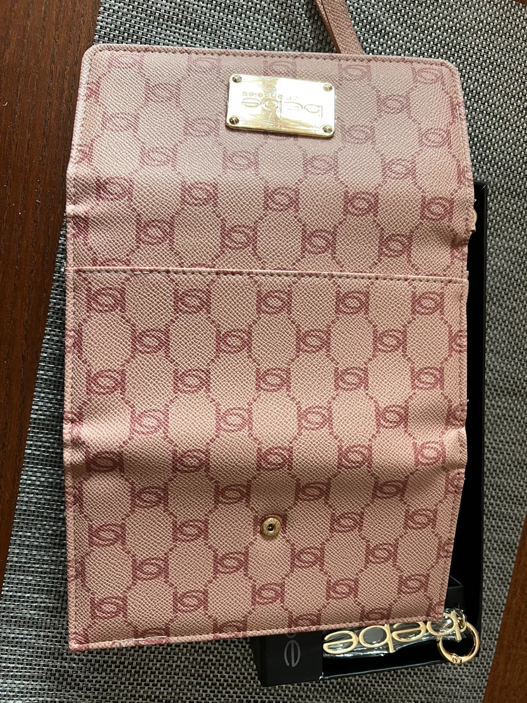 Bebe Wallet & Keychain Set image indicator(3)