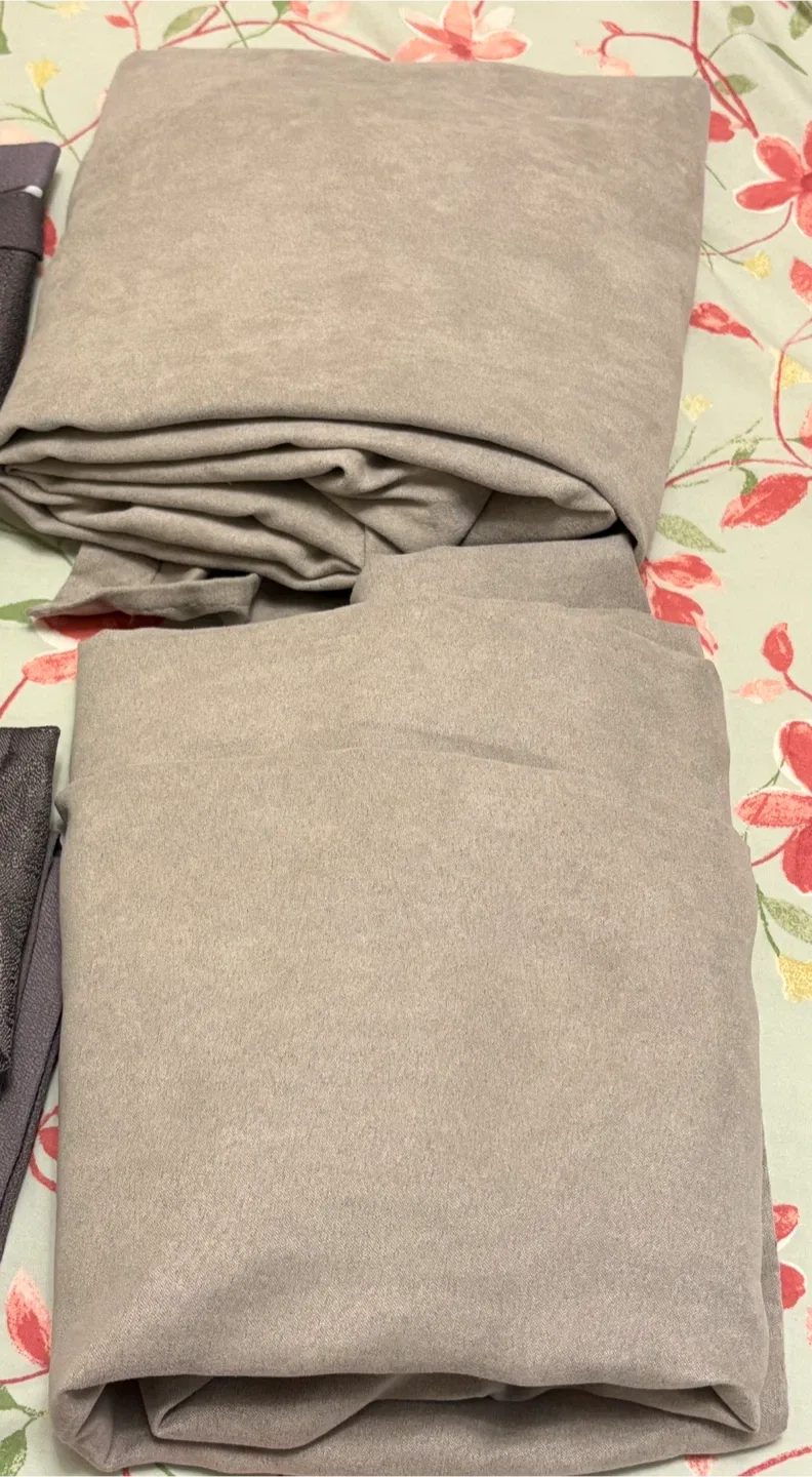 Assorted Window Curtains - Neutral Tones image indicator(7)