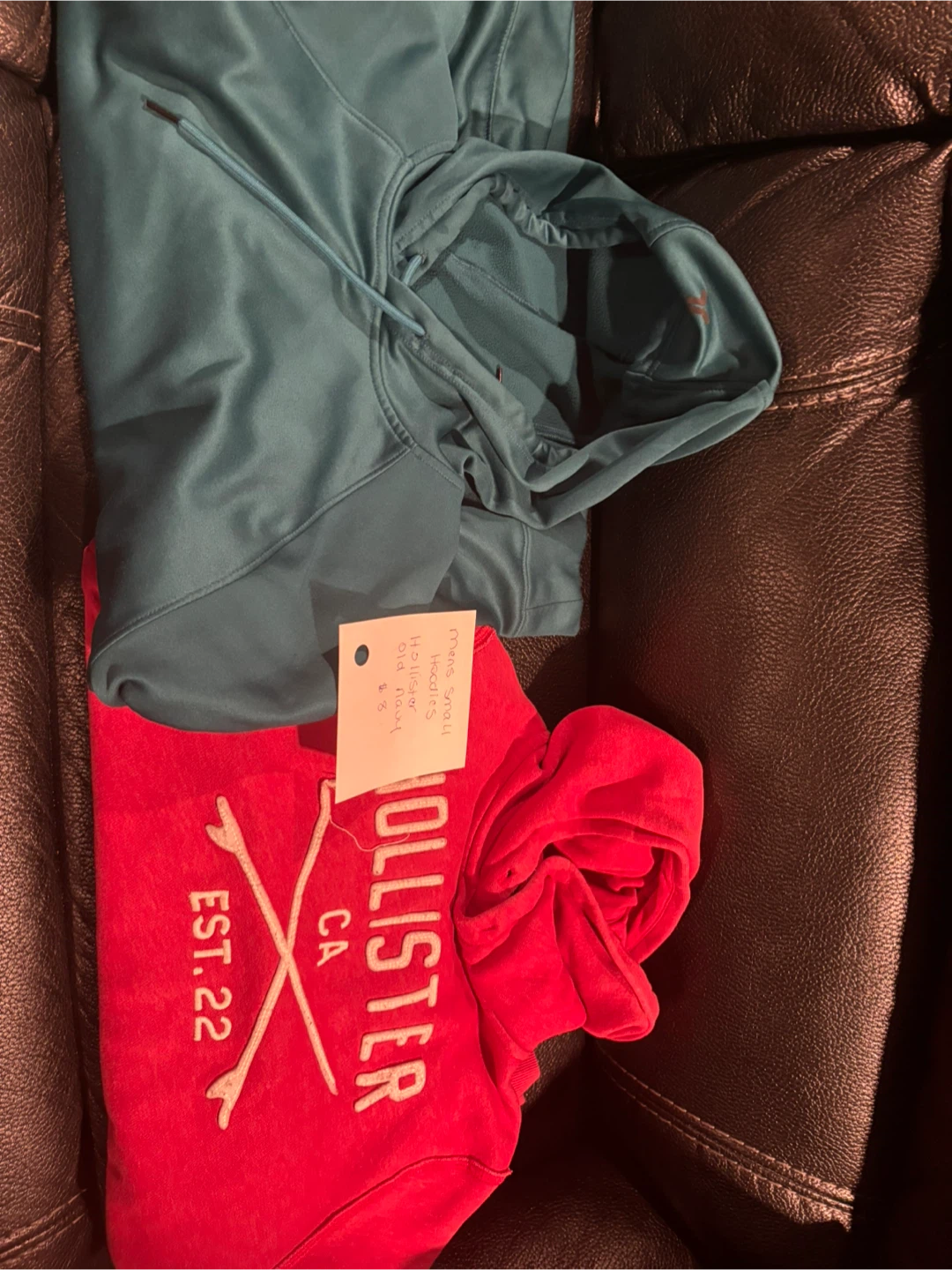 Hollister Hoodies - Small