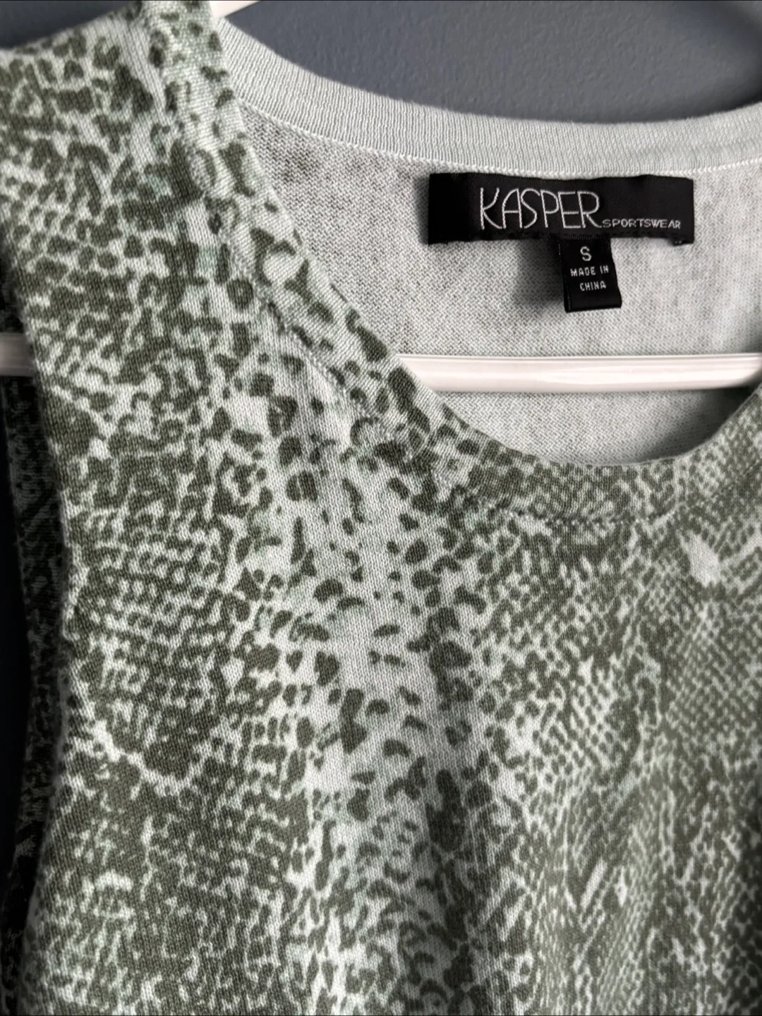 Kasper Sportswear Top - Size S image indicator(2)