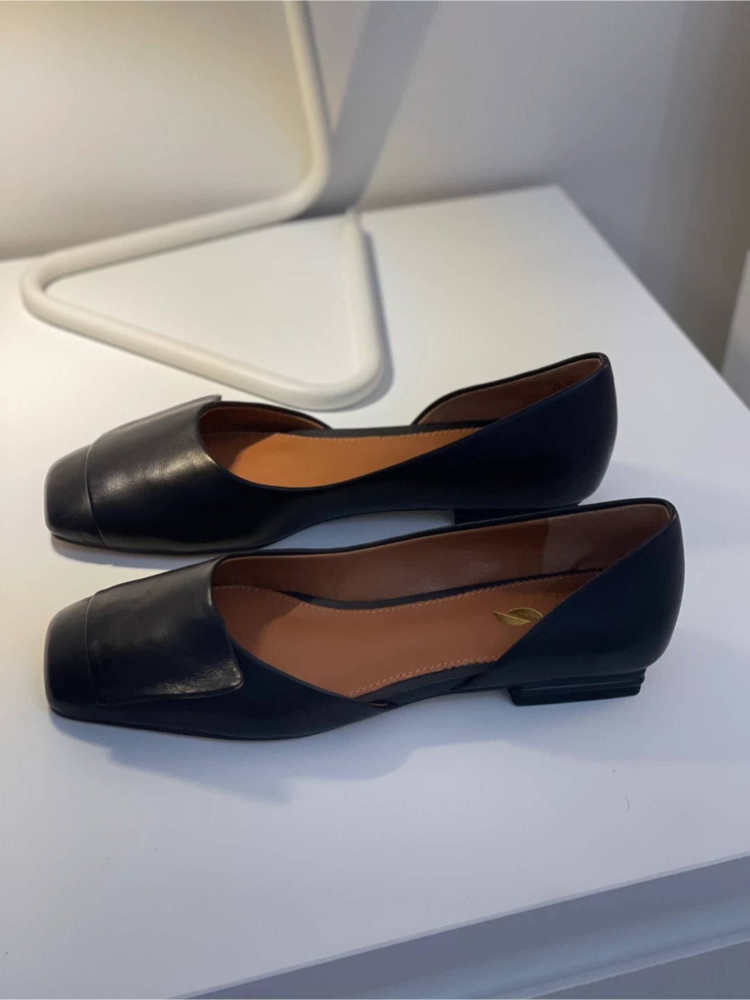 Franco Sarto Black Leather Flats - photo 4