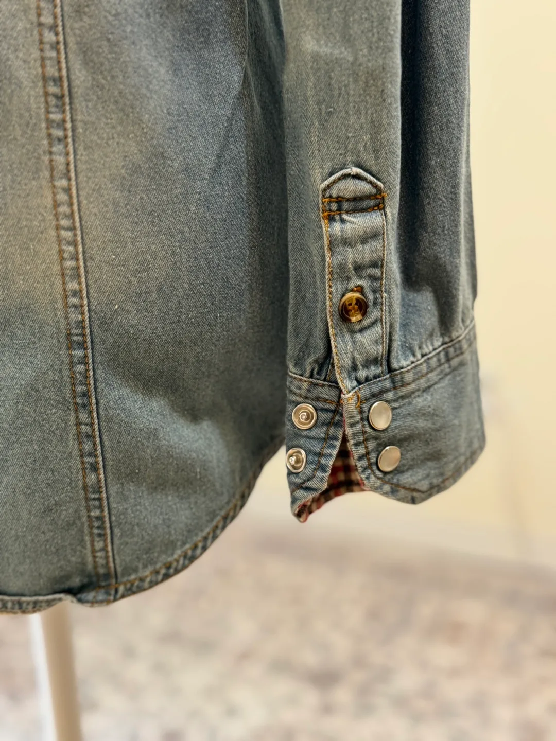 Vintage Betty Boop Denim Shirt Jacket image indicator(5)