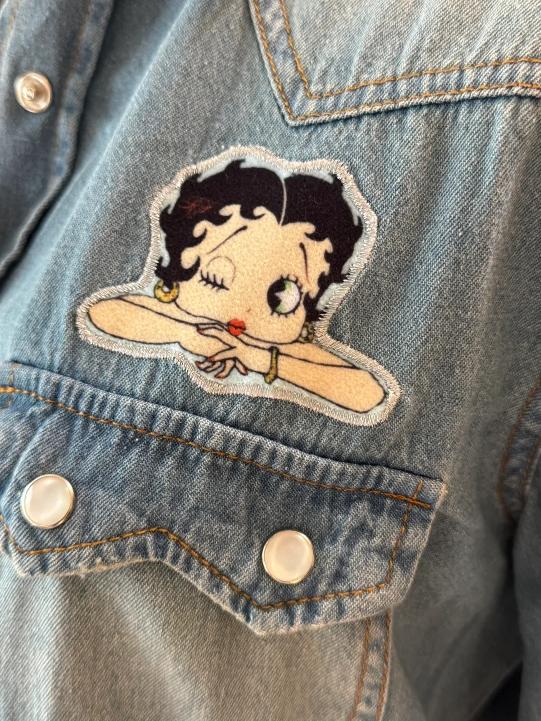 Vintage Betty Boop Denim Shirt Jacket image indicator(7)