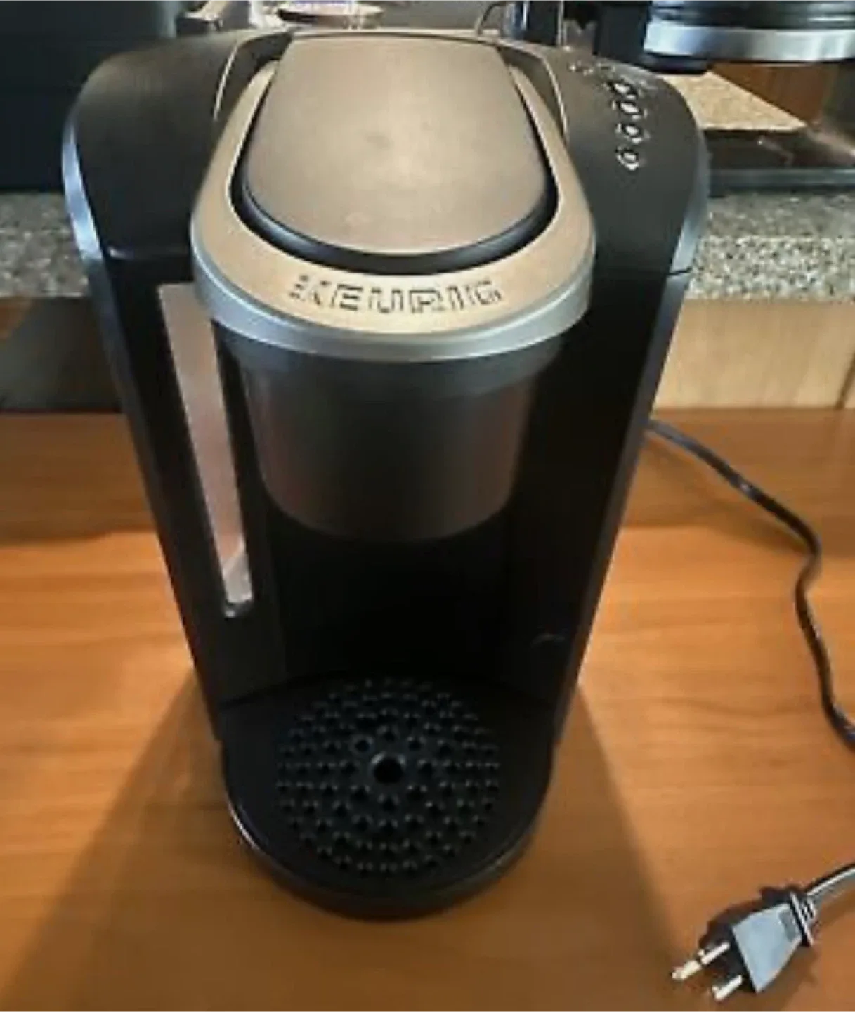 Keurig Single Serve Coffee Maker thumbnail