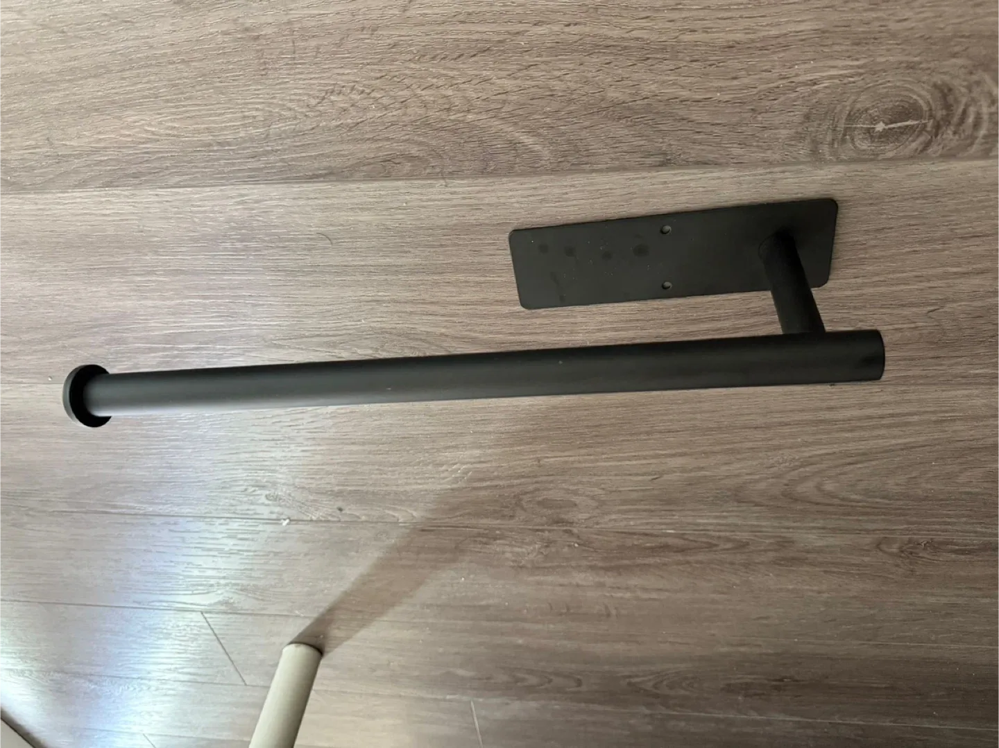 Black Toilet Paper Holder image indicator(2)