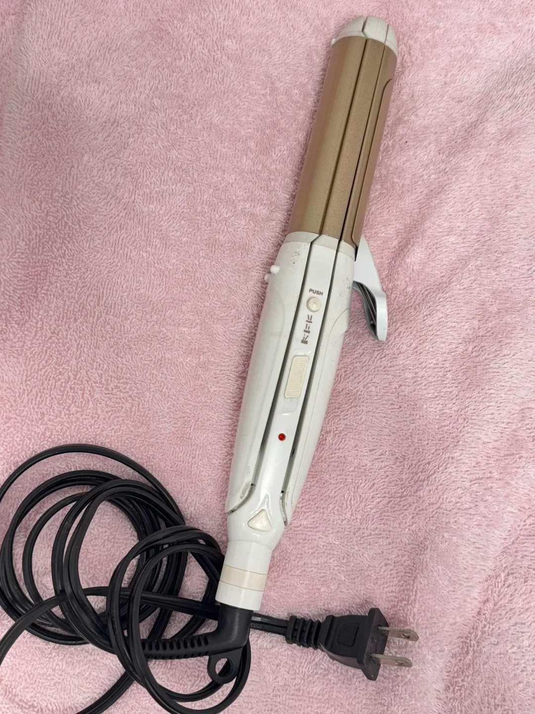 3-in-1 Hair Styler thumbnail
