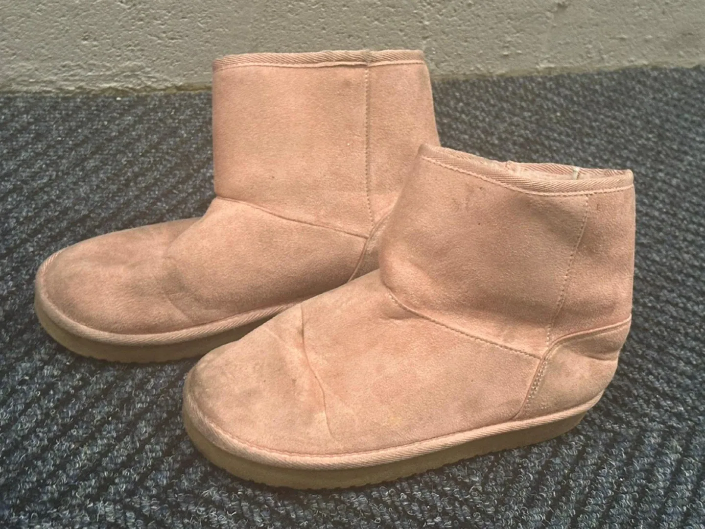 Pink  Boots - Size 6 thumbnail