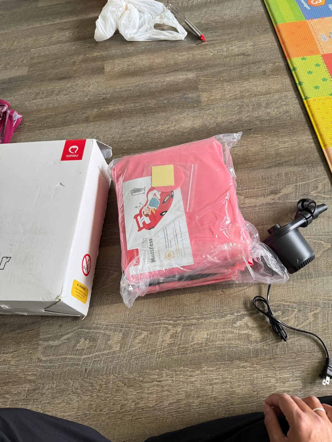 Pink Inflatable Race Car Toddler Bed image indicator(7)