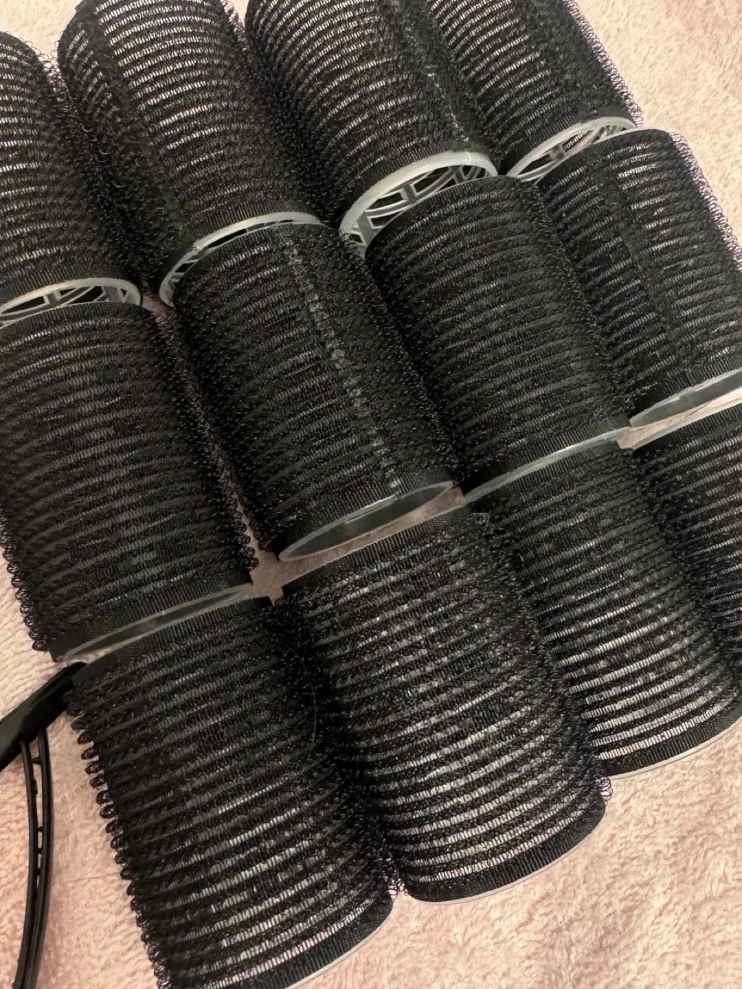 Hair Rollers with Clips image indicator(4)