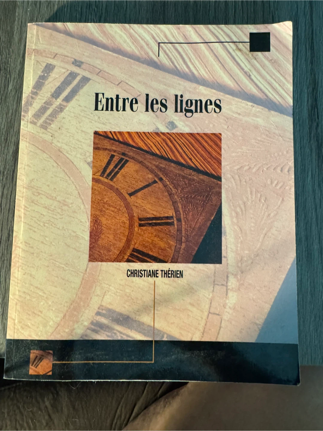 Entre les lignes by Christiane Thérien Textbook