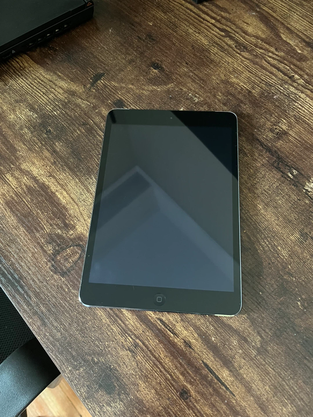 iPad mini 2 - great condition, rarely used