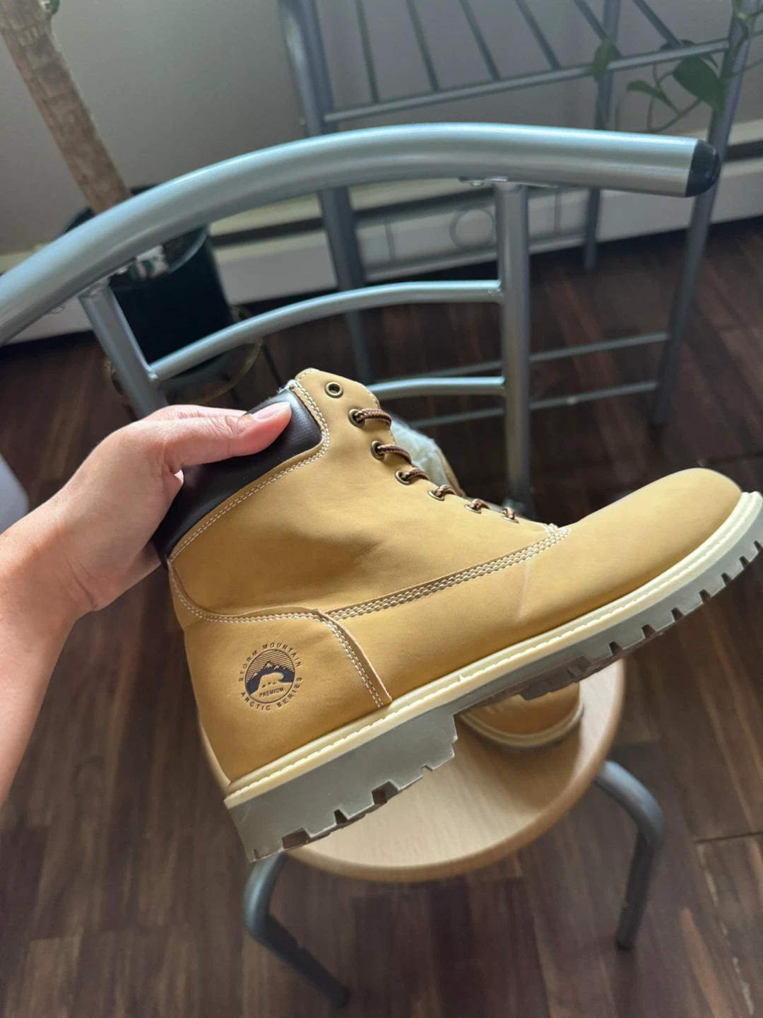 Storm Mountain Arctic Boots Size 9 - photo 2
