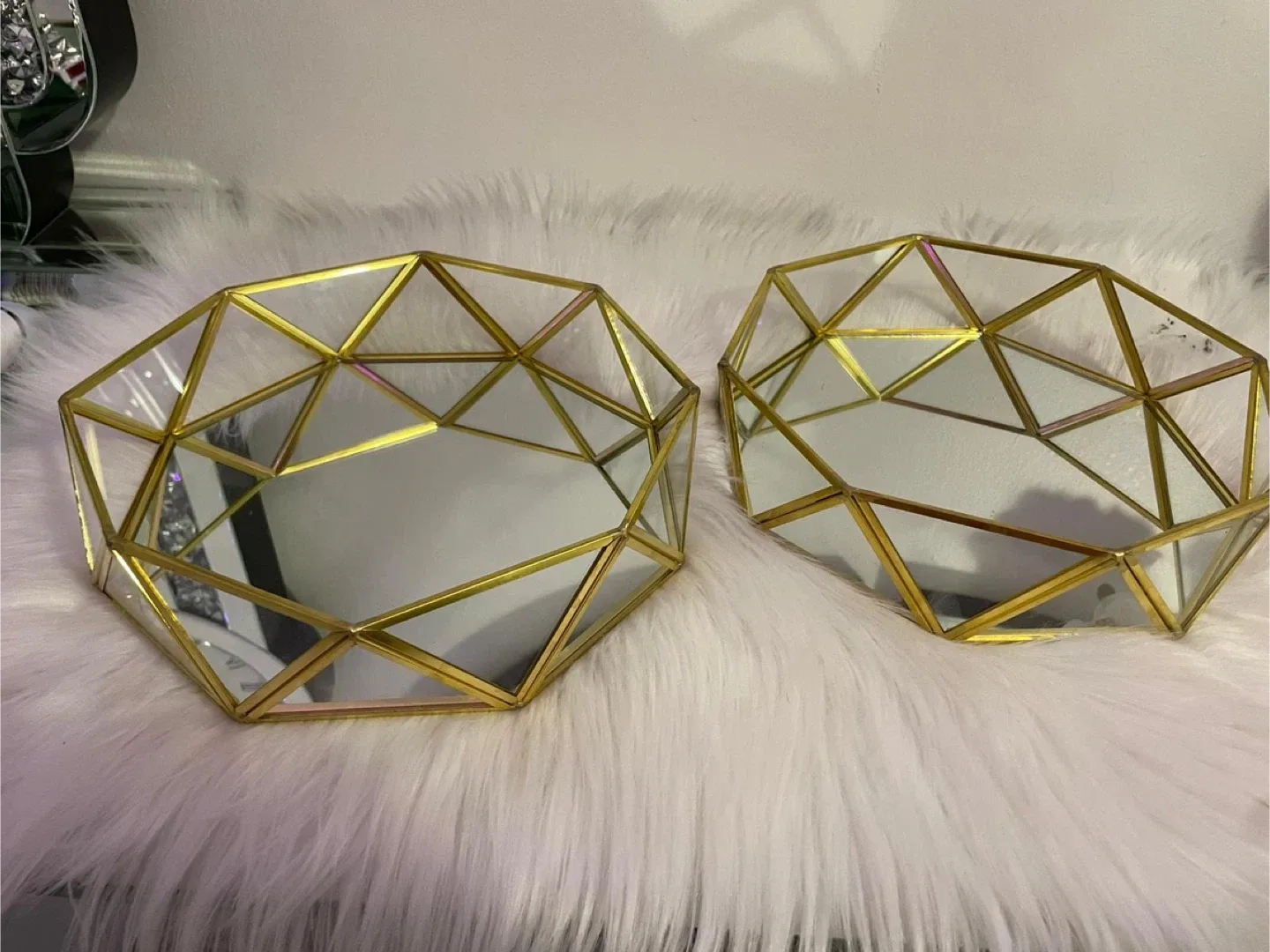 Geometric Gold Accent Mirror Tray - Set of 2 image indicator(3)