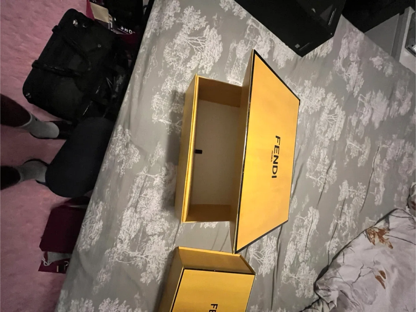 Fendi Roma Box image indicator(7)