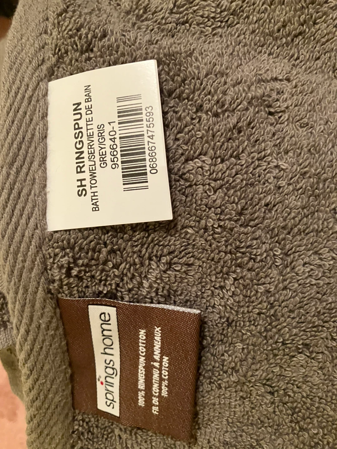 Last Chance - 4 New Springs Home Grey Bath Towels