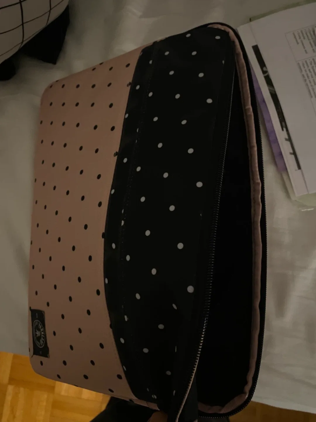 Laptop Sleeve - Pink & Black Polka Dot image indicator(2)