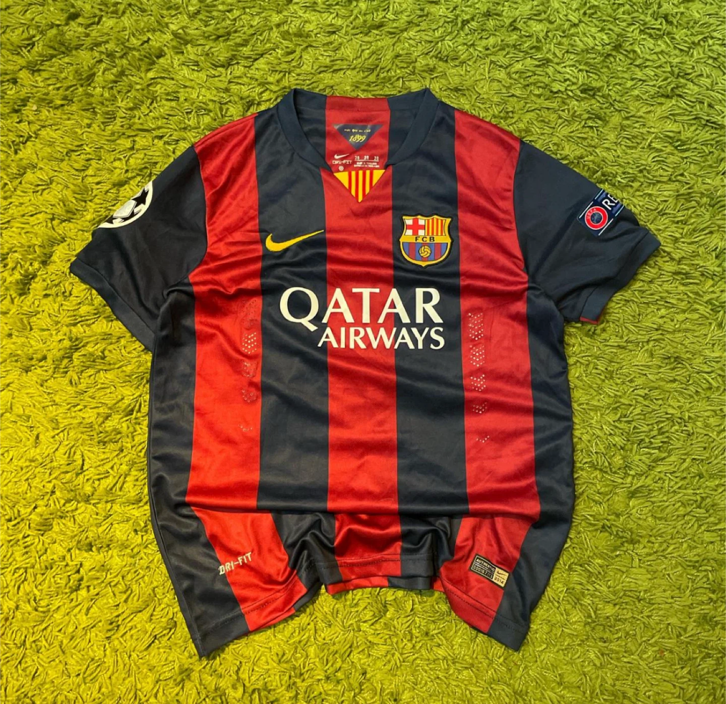 FC Barcelona Messi 10 Soccer Jersey - Size M - photo 3