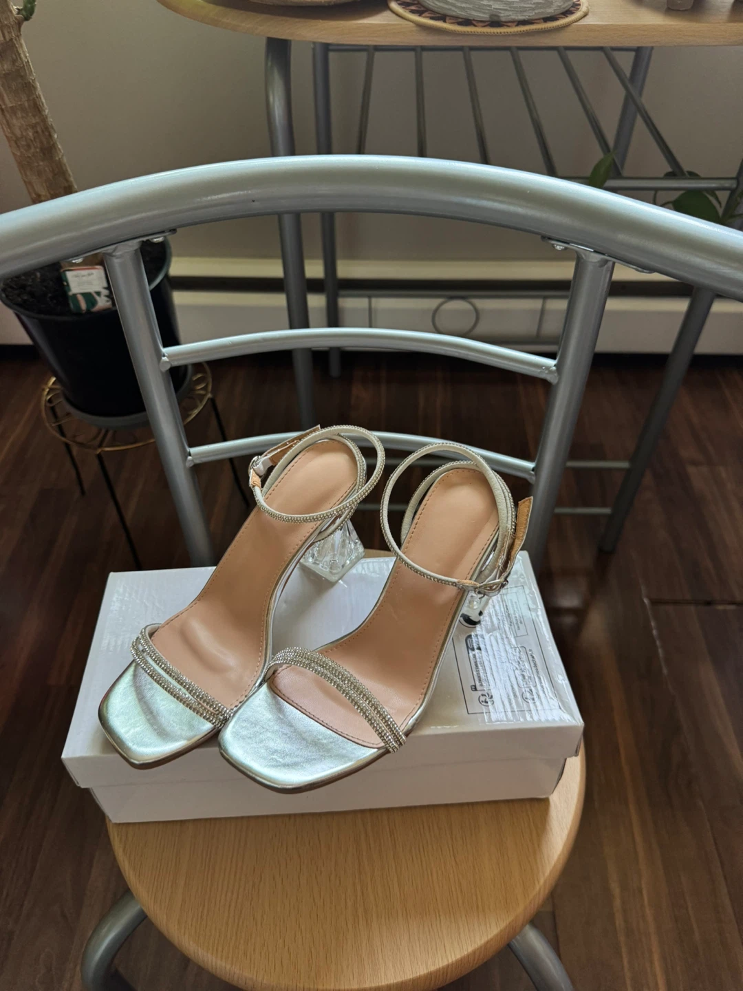 Silver Heels - Size 37 - photo 5