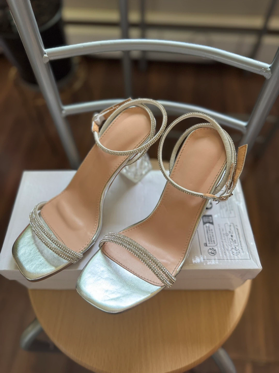 Silver Heels - Size 37